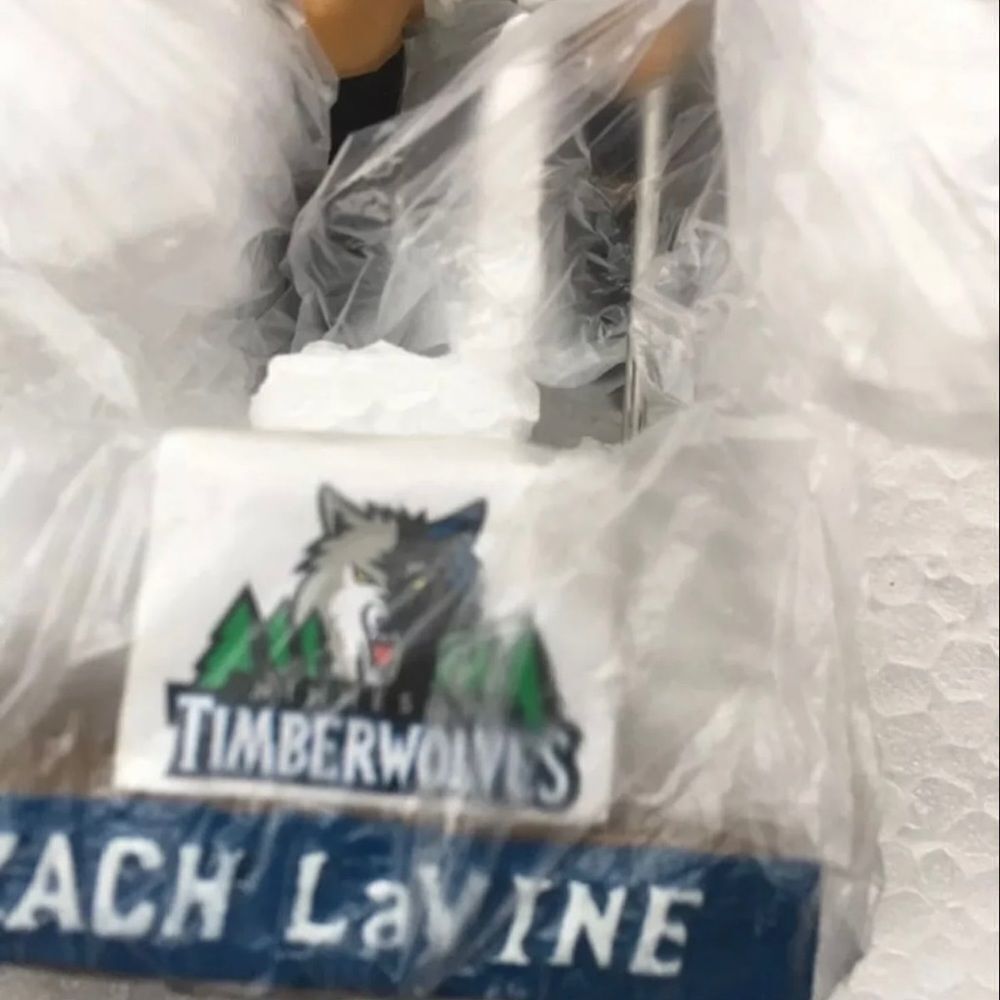 Zach Lavine Mn Timberwolves Bobblehead - Picture 3 of 9